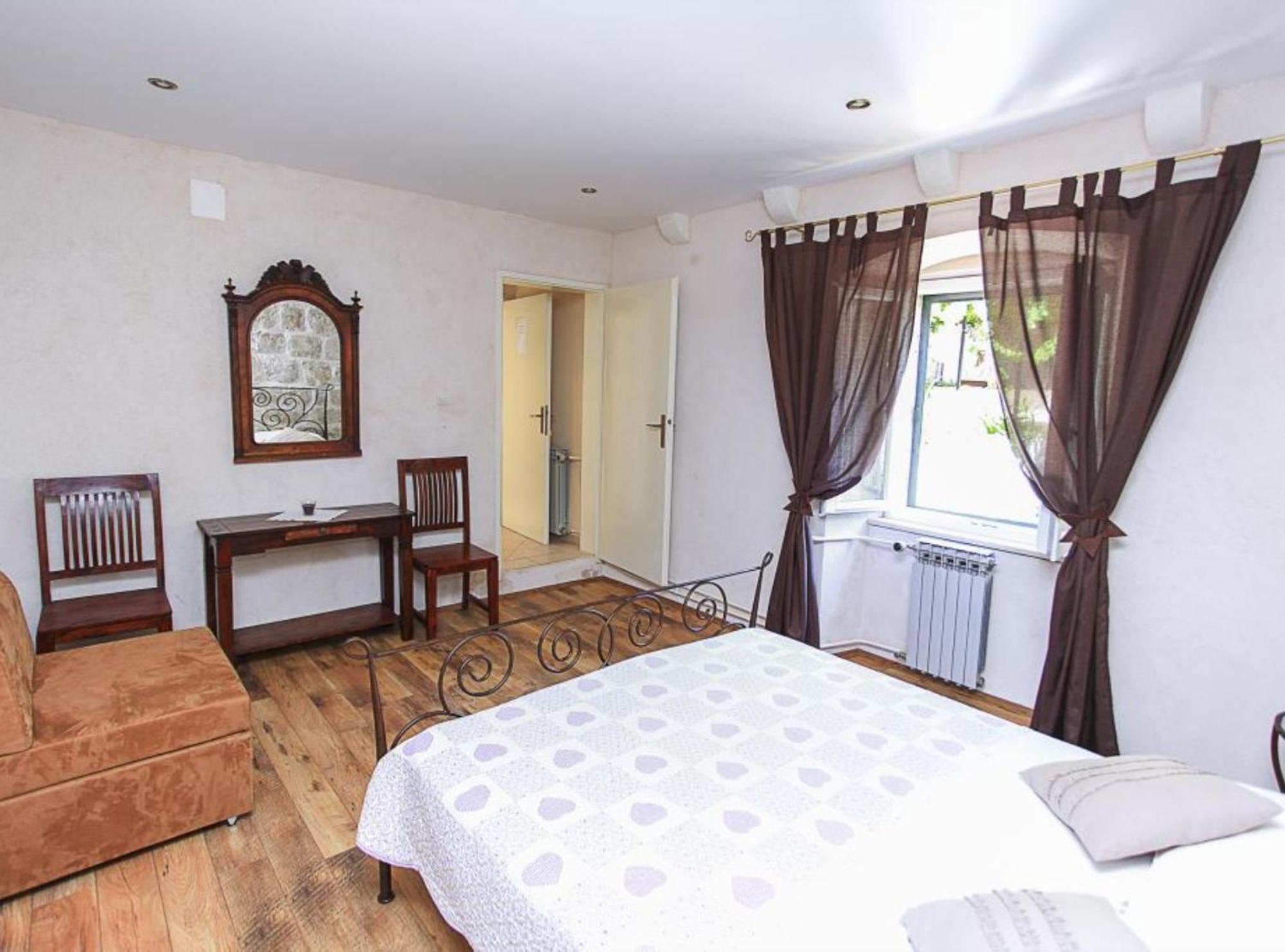 Apartment & Rooms Savonari Orašac Eksteriør billede